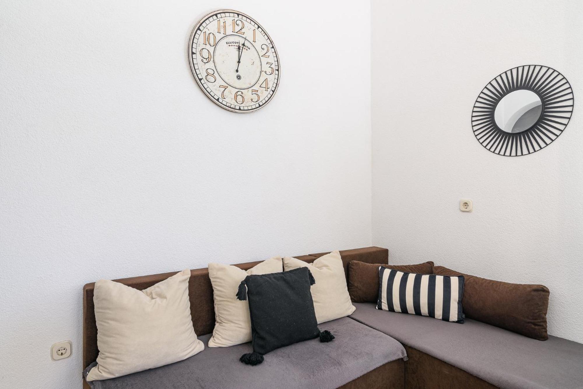 Apartmani Suki Trogir Exterior photo